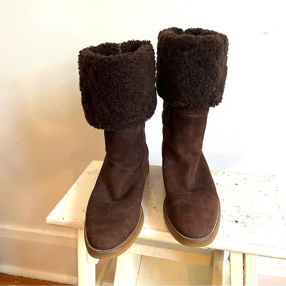 Vintage Gucci sheepskin boots excellent condition